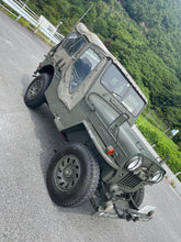 画像をギャラリービューアに読み込む, 希少・昭和50年・ジープ54A仕様・自衛隊・73トラック