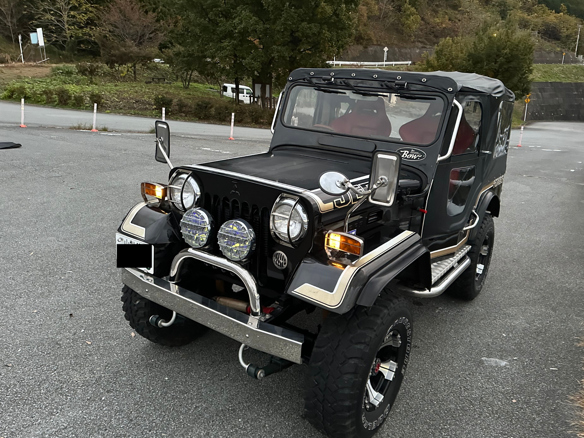 平成10年三菱ジープ J55 ゴールデンブラック上質車両 – Mich's