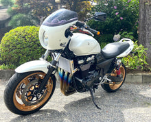 画像をギャラリービューアに読み込む, スズキ　GSX1400 K2   100馬力　国内モデル
